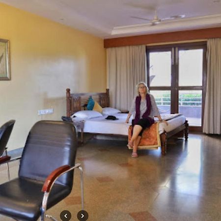 Krishna Heritage Resort Бадами Екстериор снимка