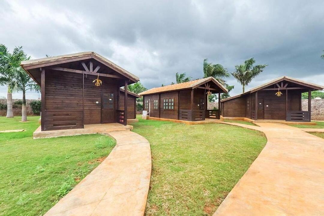 Krishna Heritage Resort Бадами Екстериор снимка